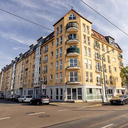 Pineapple Apartments Dresden Mitte Exterior foto